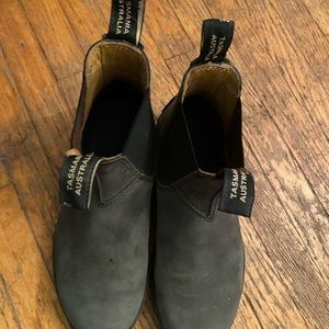 Blundestones rustic black 550 series